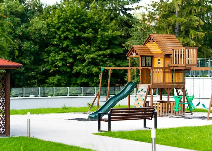 Trevilles - Stone Hill Z Basenem I Apartament *