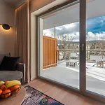 Trevilles - Stone Hill Z Basenem I Apartment *