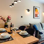 Trevilles - Stone Hill Z Basenem I Apartment Szklarska Poreba