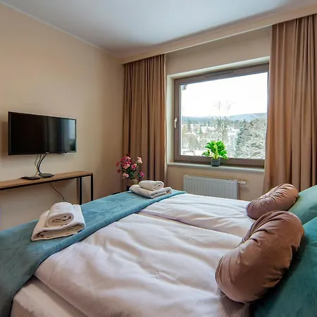 Trevilles - Stone Hill Z Basenem I * Sklářská Poruba